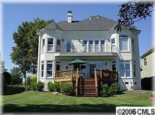 17500 Sail View Dr, Cornelius, NC 28031