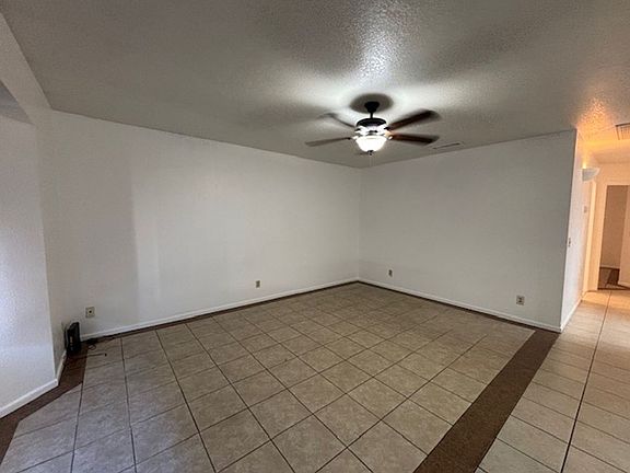 3rd image of 2711 Bluewater Dr #B2711-1