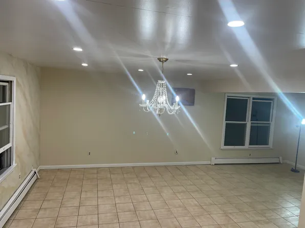 (undisclosed Address), Clifton, NJ 07011