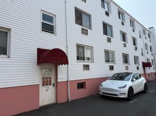 4 Van Zant St APT B8, Norwalk, CT 06855