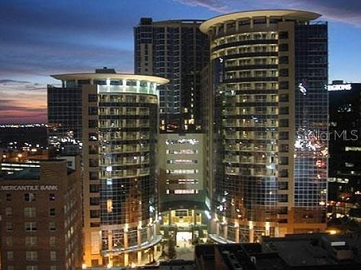 1st image of 155 Court Ave #2708