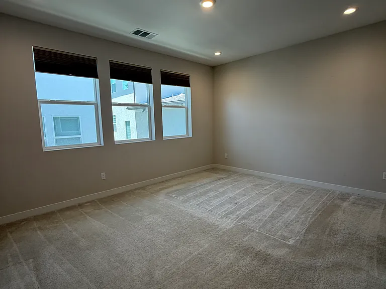 160 Tivoli Ln — Photo 34