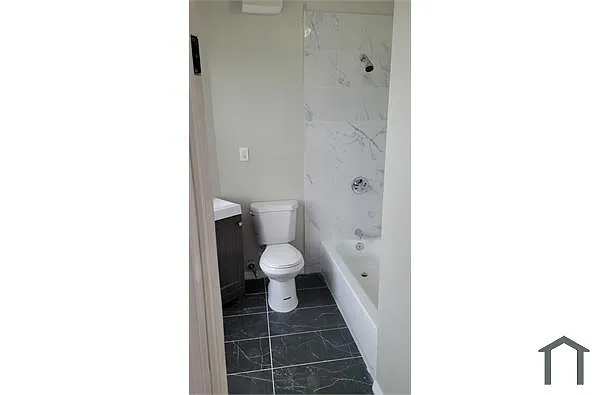 Building Photo - 449 S 12th St #3