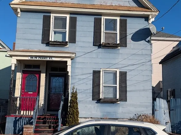 88-90 Perry St, Lowell, MA 01852