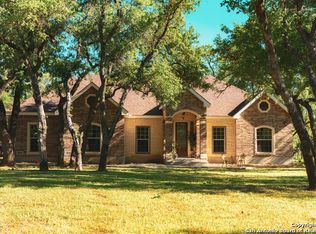 132 County Road 6870, Natalia, TX 78059