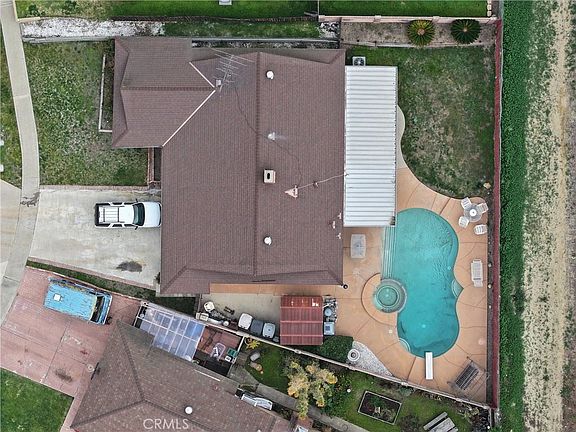 5th image of 304 Woodland Ave