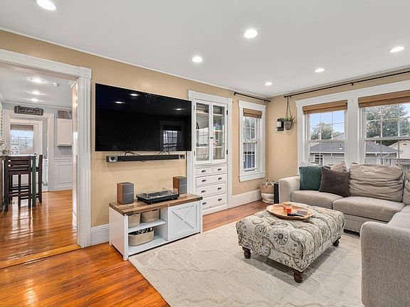 5th image of 1 Mulberry St Unit 3