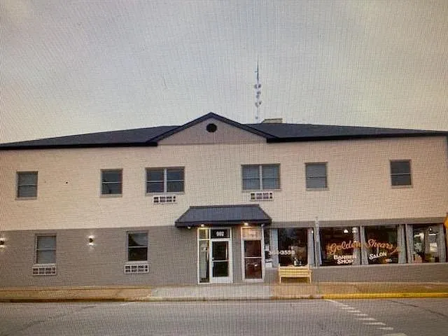 Building Photo - 902 N Rolla St #102