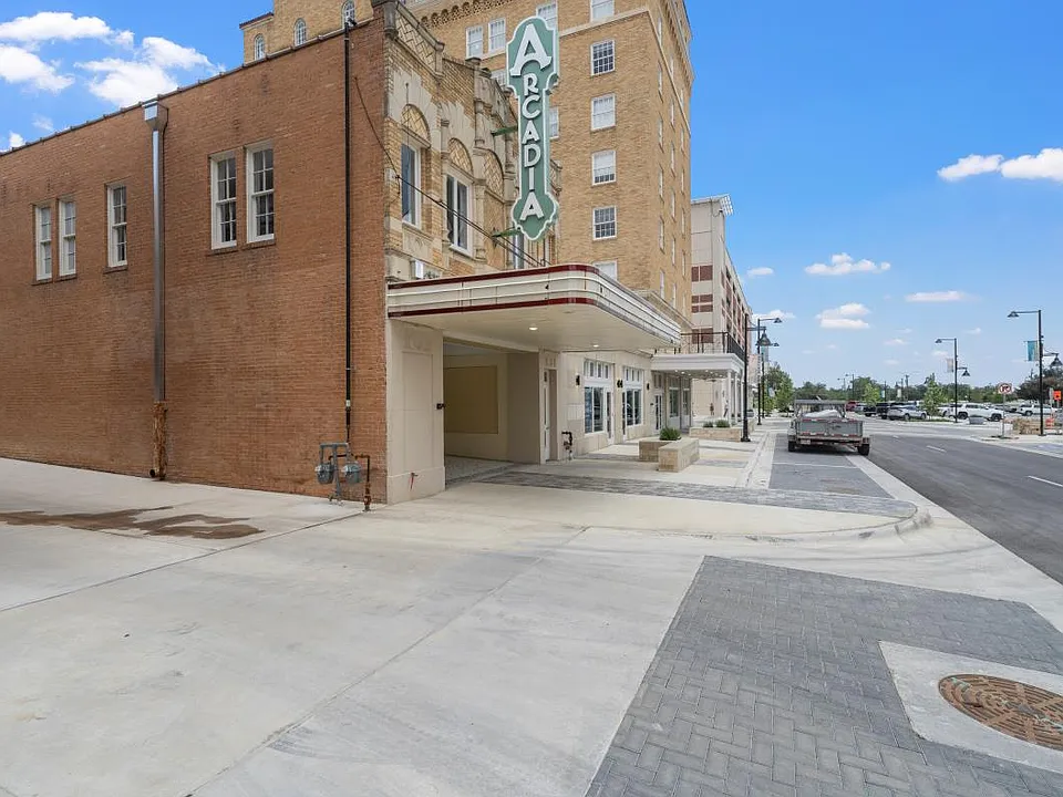 5 N 2nd St #1209