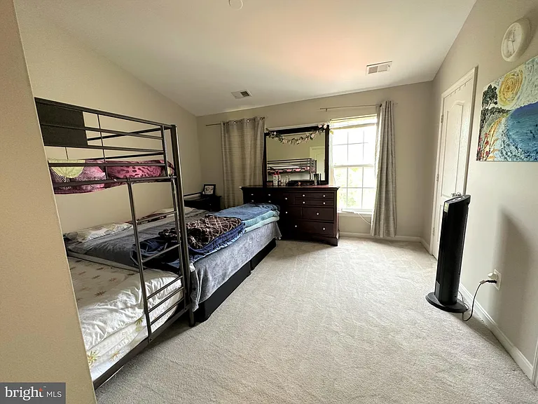 2386 Woodland Pond Ln — Photo 12