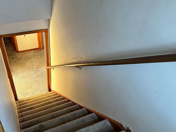 4th image of 1521 Silver St