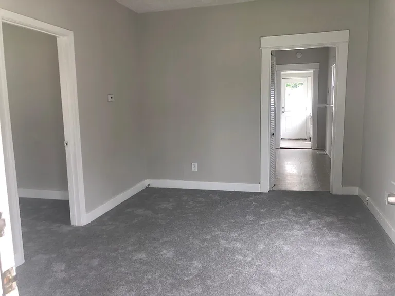 708 Inverness Ave — Photo 3