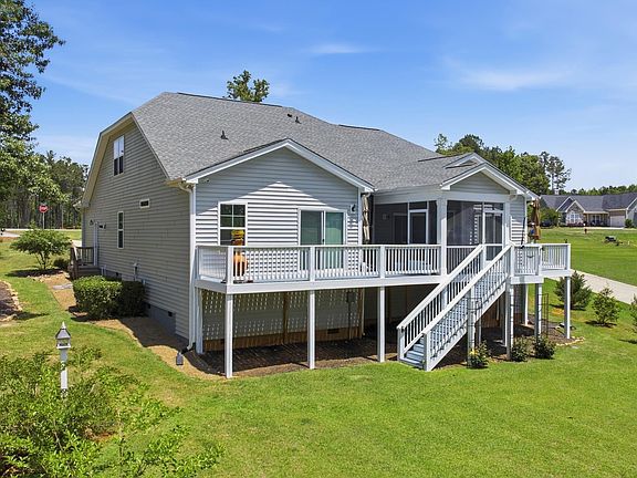 5th image of 105 Somerset Ct