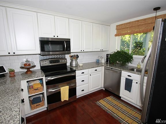 2nd image of 7606 89th Ave SW