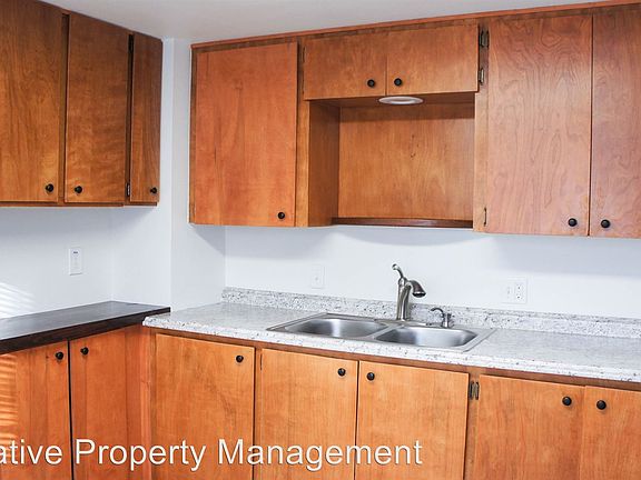 4th image of 780 SE 21st Ave