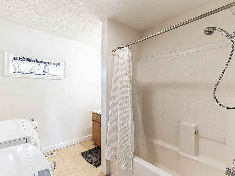 177 Hoots Dr — Photo 13