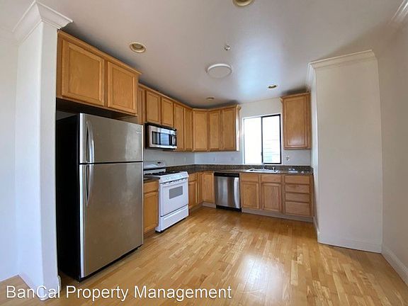 3rd image of 1539 Anza St #3