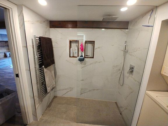 4th image of 928 N Avenue 63