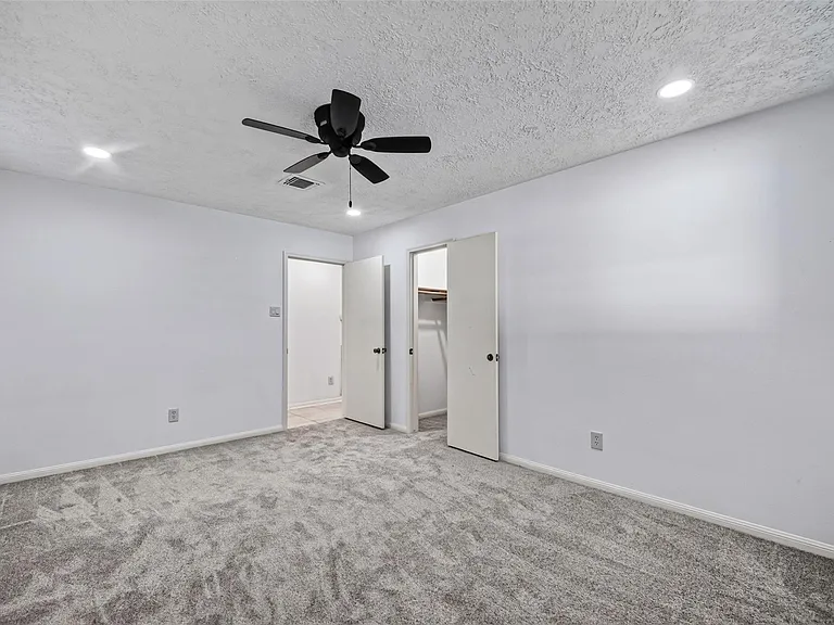 3910 Chile Dr — Photo 26