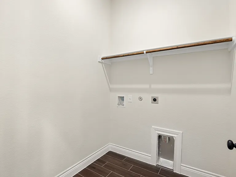 406 Park Cir — Photo 25