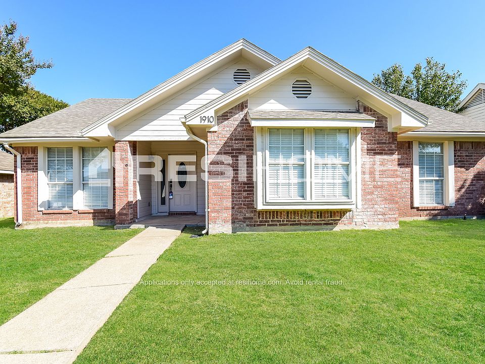1st image of 1910 Quail Hill Cir