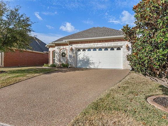 2nd image of 1325 Windstone Dr