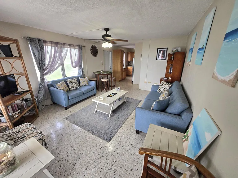 67 Golden Rock Est — Photo 14