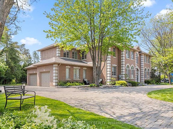 2nd image of 22 Valloncliffe Rd