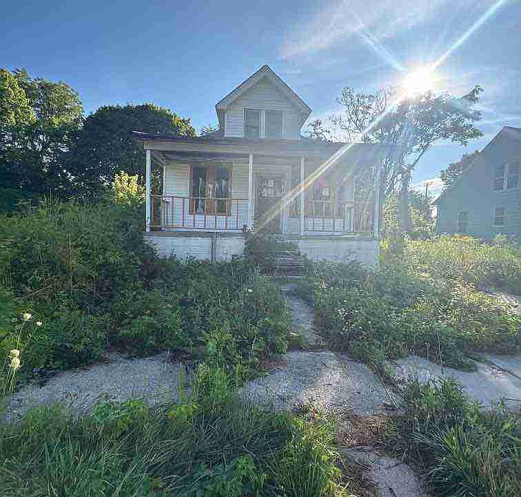 5784 Garland