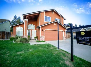 6230 Eagle Ridge Dr, Riverbank, CA 95367