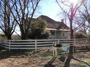 843 Smallwood Dr, Commerce, GA 30529