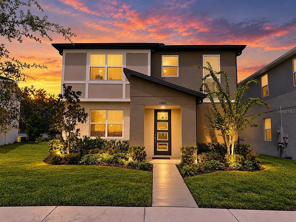 3 bed, 2.5 bath, 1609 sqft, $3,000 — Photo 1