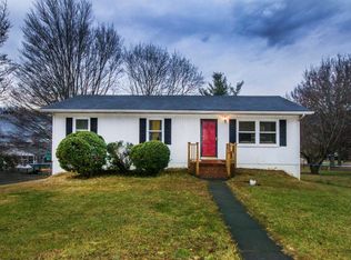 4417 Woodvale Dr, Knoxville, TN 37918