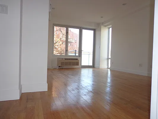 Rented by Bahar Management | media 12