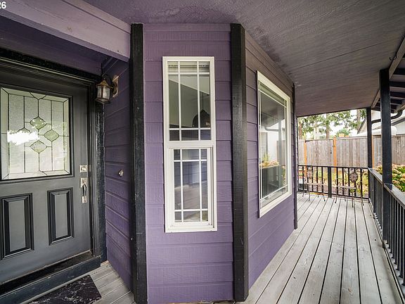 4th image of 959 W 17th Ave
