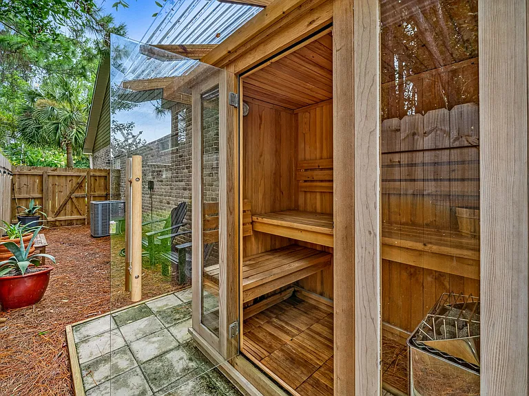 615 Shore Dr — Photo 59