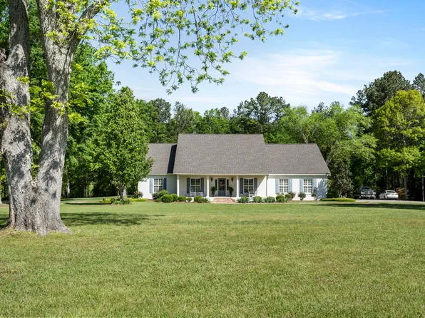 185 Lakeview Rd, Columbia, MS 39429