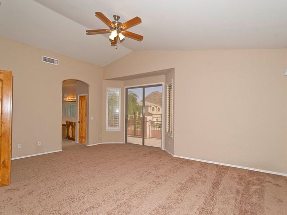 3rd image of 9656 E Grandview St