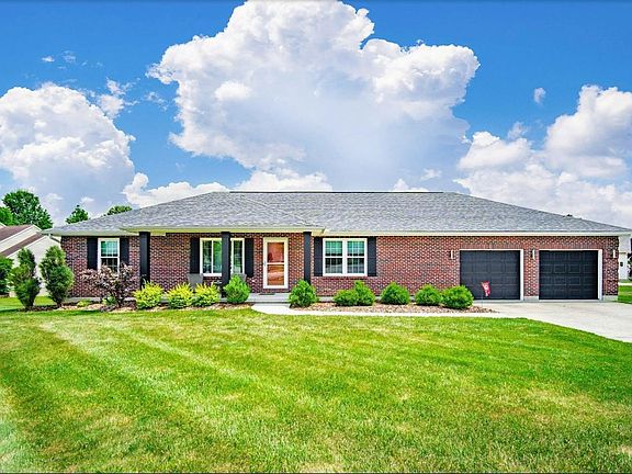 3rd image of 2898 Creekside Dr