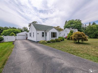 6243 Dallas St, Monroe, MI, 48161