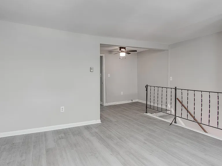 704 Motter Ave #2 — Photo 1