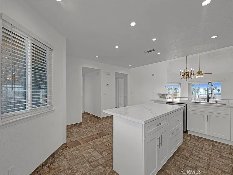 630 Island View Cir — Photo 9
