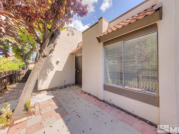 2nd image of 1040 Baywood Dr APT C
