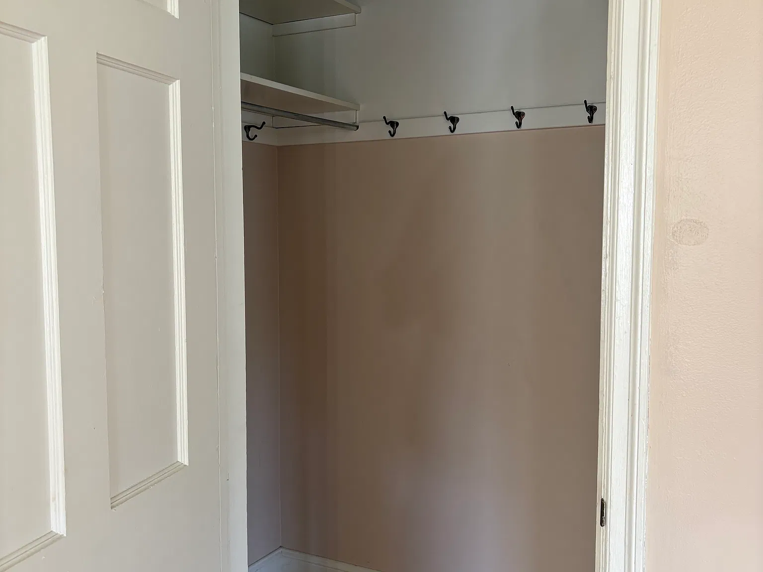 2 bed, 750 sqft, $1,495 — Photo 4