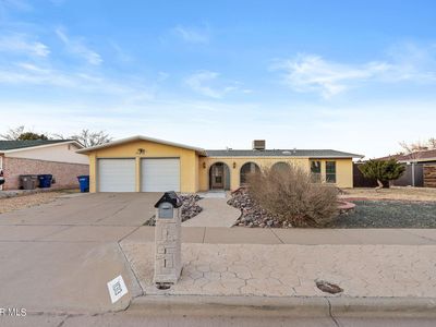 11313 Tom Ulozas Dr, El Paso, TX, 79936