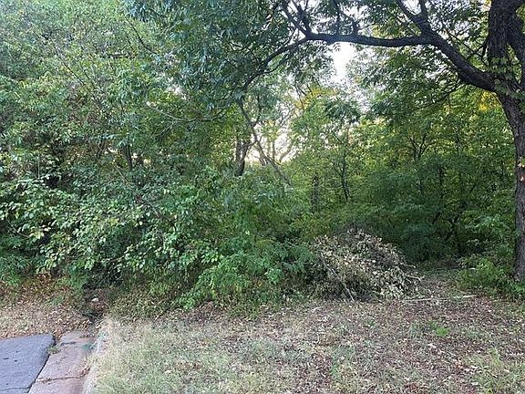 4th image of NE 34th St Lot 26 & 27
