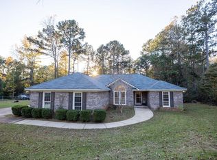 2184 Calhoun Rd, Hamilton, GA 31811