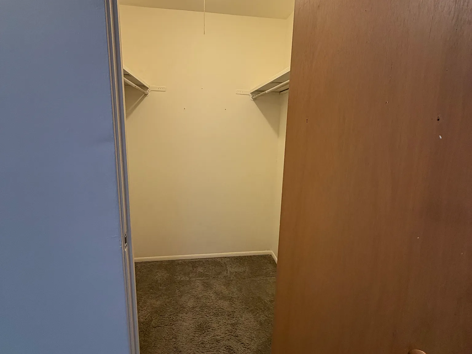 1 bed, 650 sqft, $1,200 — Photo 3