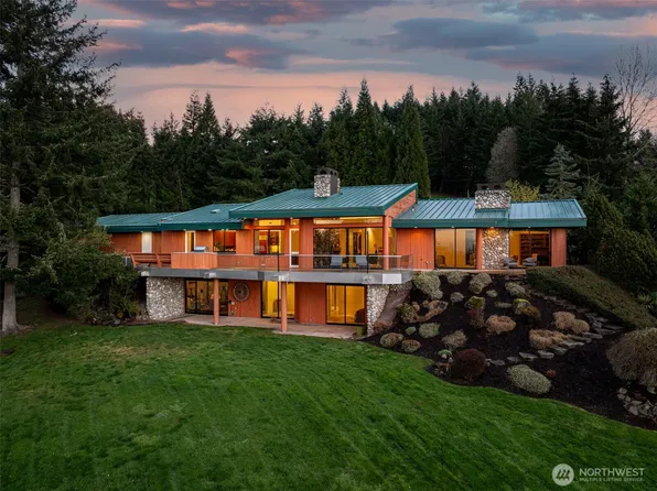 237 Feather Ridge Drive, Woodland, WA 98674