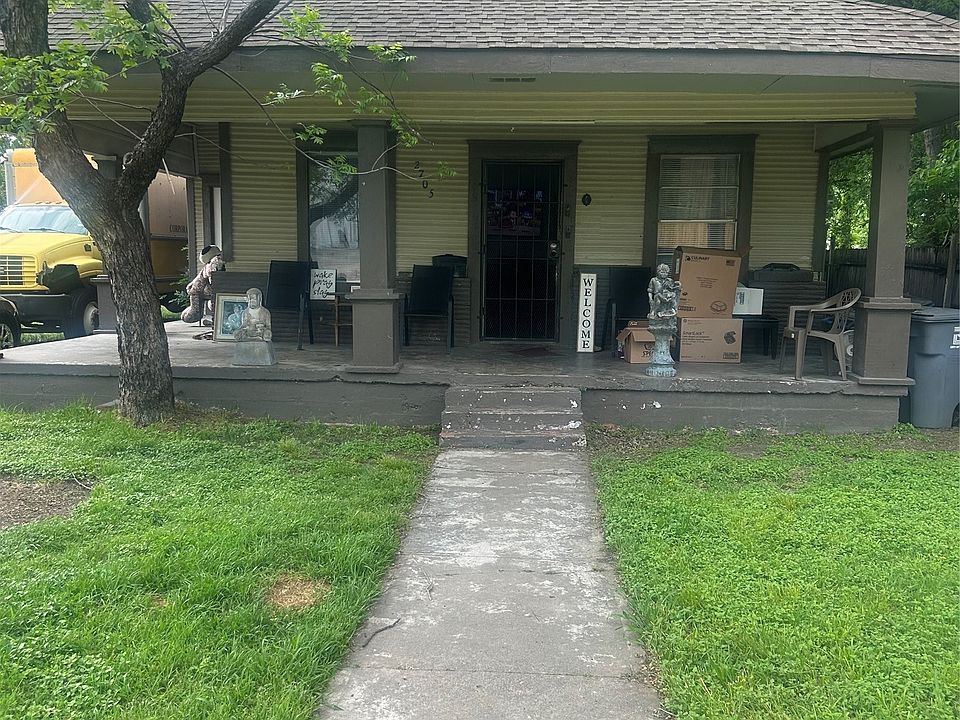 1st image of 2705 Warren Ave